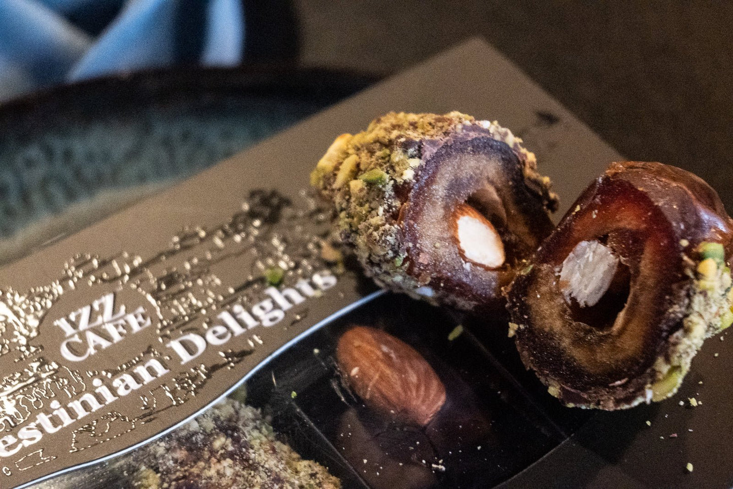 Delights Box - Medjool Dates - Izz Cafe