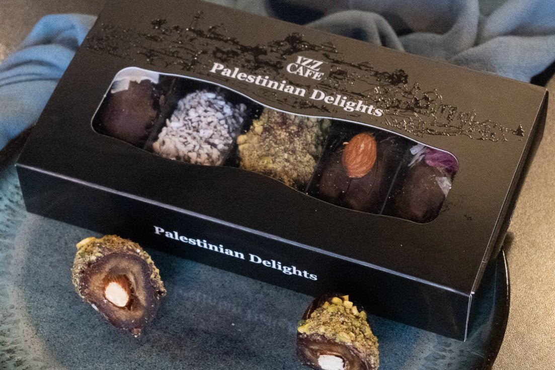 Delights Box - Medjool Dates - Izz Cafe