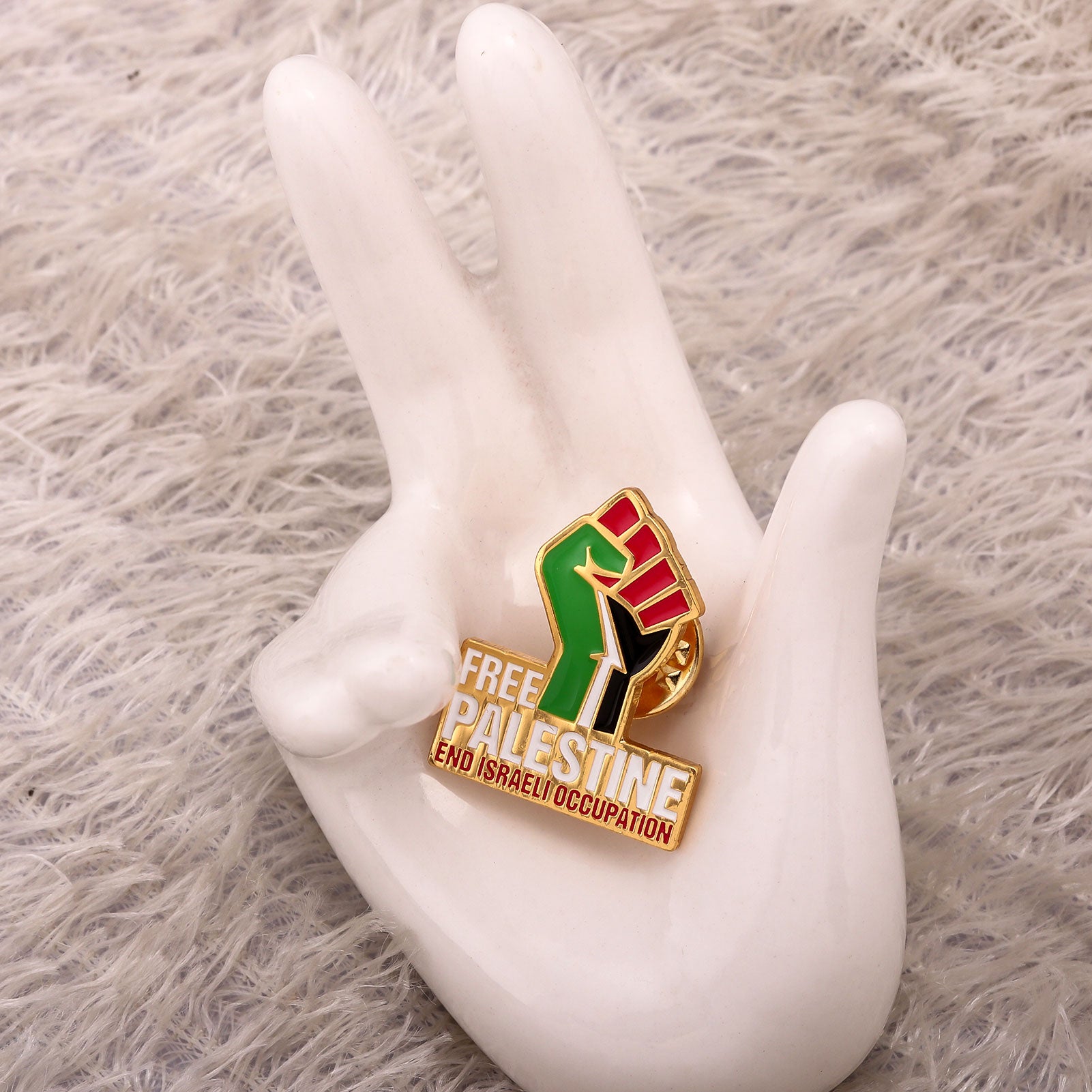 Free Palestine Pin Fist Badge