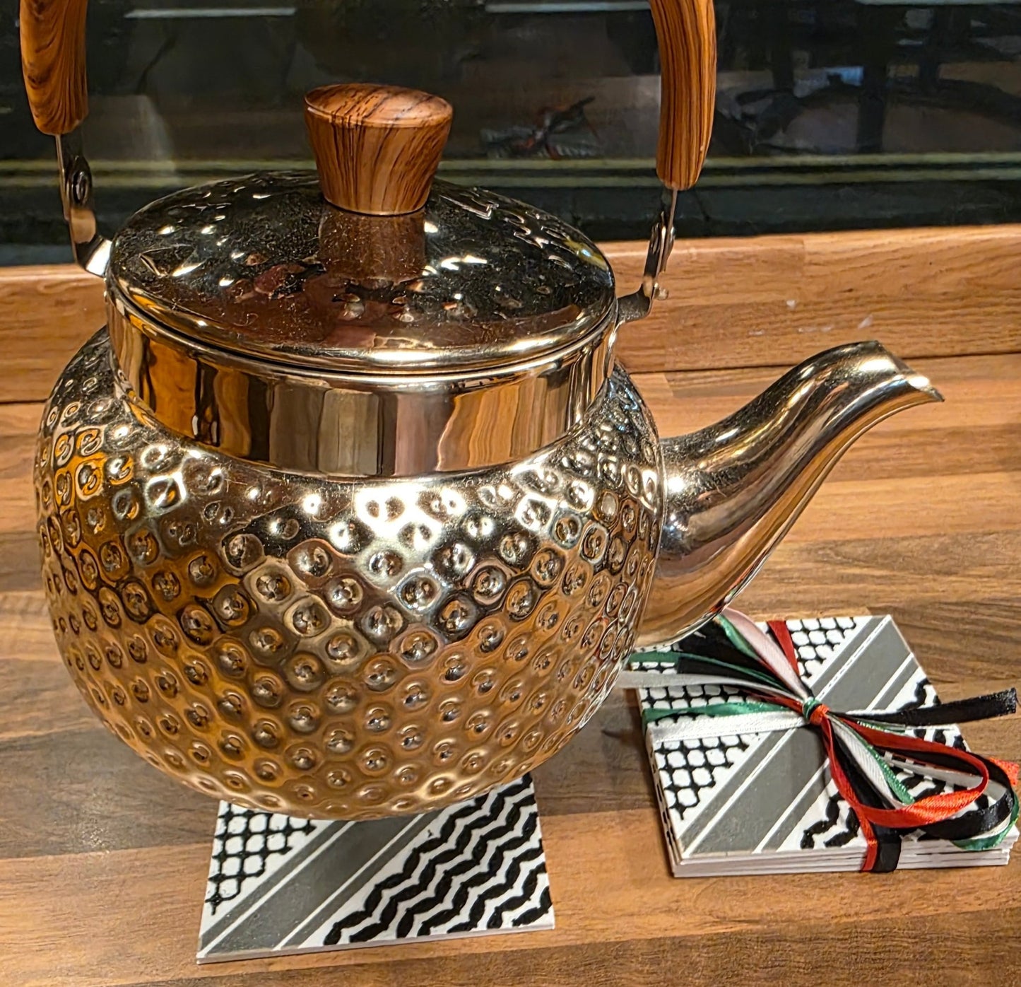 Keffiyeh Cup Coasters – Set of 4 - Izz Cafe