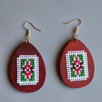 Sabaya Handmade Wooden Cross-Stitch Earrings – Palestinian Tatreez - Izz Cafe