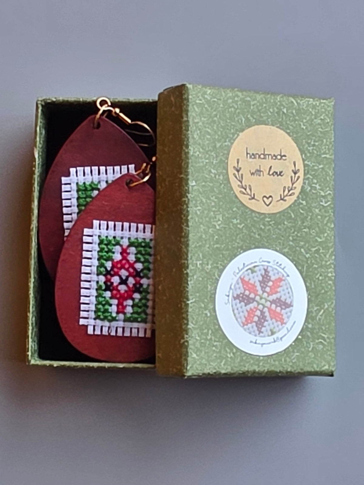 Sabaya Handmade Wooden Cross-Stitch Earrings – Palestinian Tatreez - Izz Cafe