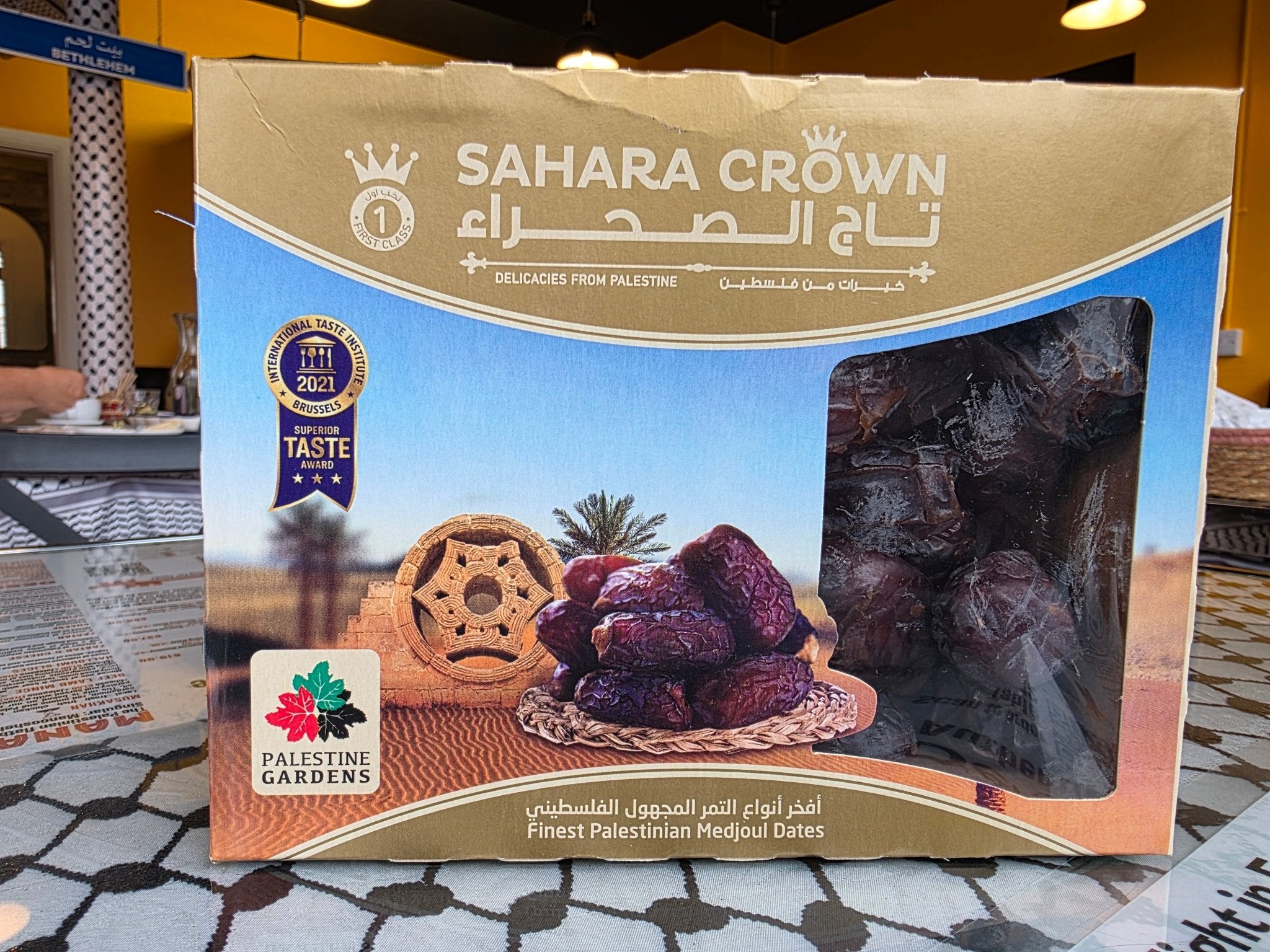 Sahara Crown Dates Medjoul Jumbo Delight 800 g - Izz Cafe