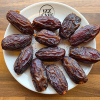 Sahara Crown Dates Medjoul Jumbo Delight 800 g - Izz Cafe