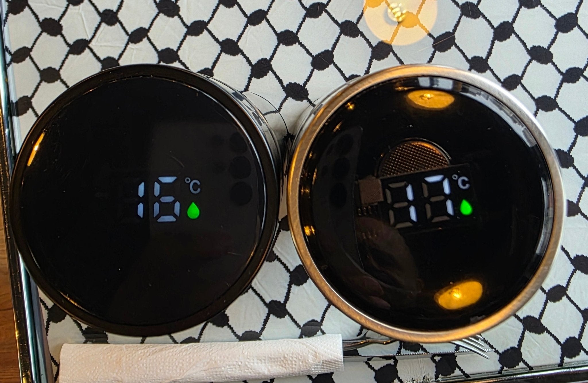 Smart 500ml LED Temp Stainless Steel Water Bottle – Vacuum Insulated, Reusable Thermos for Hot & Cold Drinks - Izz Cafe